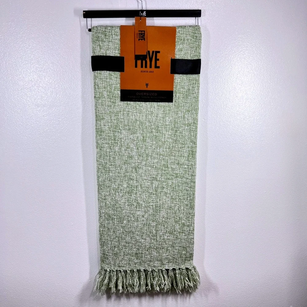Frye‎ Oversized Marbled Throw Blanket Woven with Fringe Green 50 x 70 NEW Soft